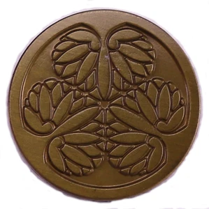 Pin Tokugawa Shogun Shogunato Clan Mon Samurai Familia Japón Cresta Japonesa FBA - Imagen 1 de 5