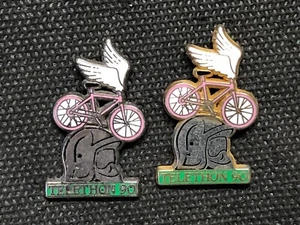 2 PINS PIN ENAMEL MEDIA ANTENNE 2 FR2 TELETHON POMPIER COLOMBE ARTHUS BERTRAND - Picture 1 of 1