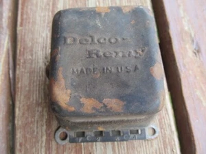 Regulador de voltaje Camaro Impala Chevelle Nova Corvette 1119515 Delco 4J - Imagen 1 de 5