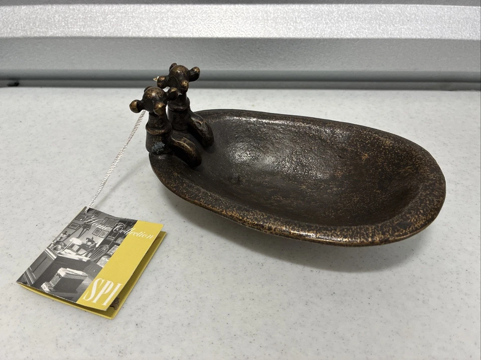 Plato de baratija de jabón con patas de latón o bronce estilo antiq San Fran Pacific Int Foto 1 de 4