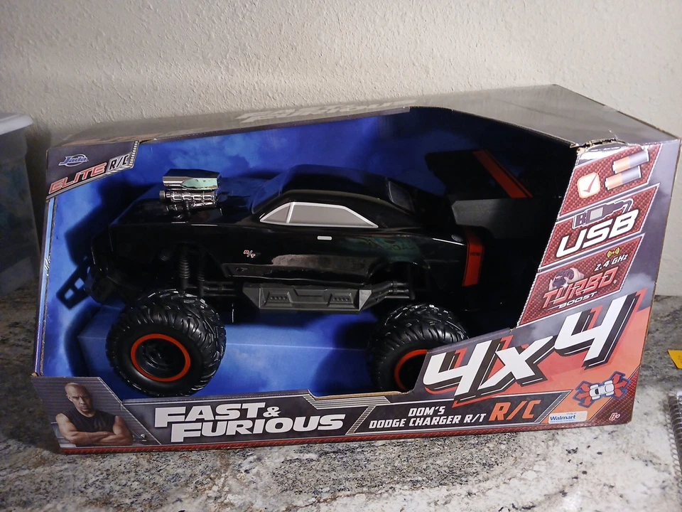 JADA TOYS FAST & FURIOUS 1:12 4X4 DOM'S DODGE CHARGER R/T ELITE RC CAR, BLACK - Image 1 of 1