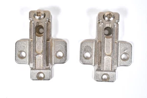 2x GRASS 335 Adj Height Base Plate for 1000 Series Slide on Cabinet Hinge - Picture 1 of 2