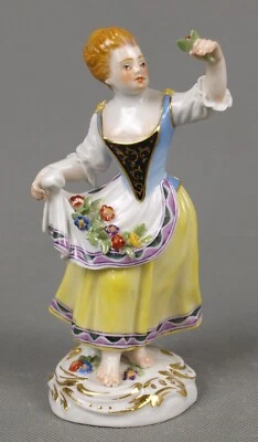 WUNDERSCHÖNE MEISSEN FIGUR "GÄRTENKINDER" - MÄDCHEN MIT BLUMEN - Bild 1 von 4