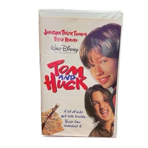 Walt Disney Tom and Huck VHS Movie in Clamshell Case Jonathan Taylor Thomas - Bild 1 von 4