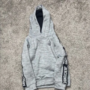 Abercrombie Gray Hoodie with Logo Sleeves size 5/6 - Picture 1 of 3