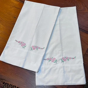 2  Cotton Pillowcases, Excellent Pink & Green Swags of Floral Embroidery, 20x32" - Picture 1 of 5