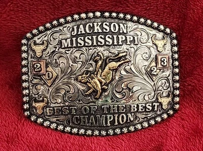 Rodeo☆Jackson Mississip☆ BULLRIDING☆2023☆X~Treme☆Hebilla Trofeo Campeón☆Raro☆878 Foto 1 de 4