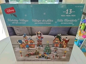 2023 Disney Holiday Christmas Train with Lights & Music Mickey Mouse NEW - Afbeelding 1 van 4