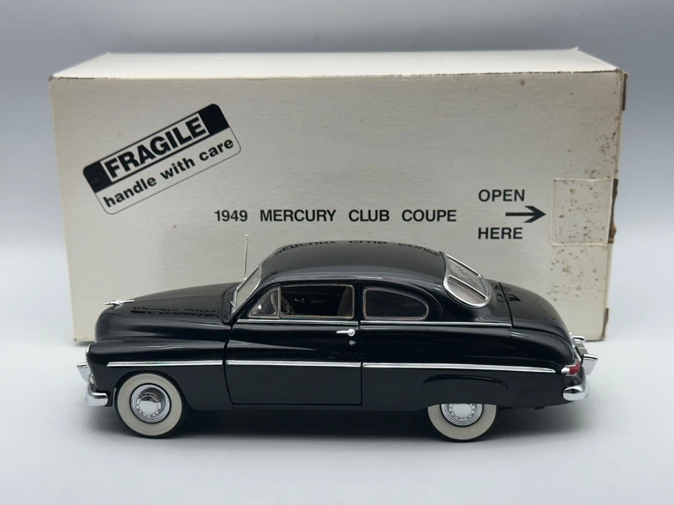 Danbury Mint 1949 Mercury Club Coupe, Black, 1:24, Nice, Boxed - Image 1 of 4
