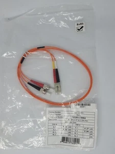Cable puente de fibra Quiktron 810-L12-003 VS 1M LC ST 62,5 DPX PVC 76091 - NUEVO - Imagen 1 de 6