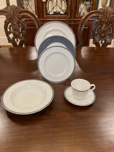 Columbus von Royal Doulton - Ein Vintage sechsteiliges Gedeck - Bild 1 von 8