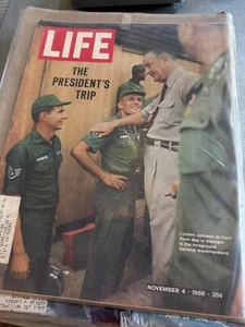 Life Magazine November 4, 1966, Lyndon Johnson, The president's Trip, very good - Imagen 1 de 11