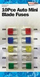 MINI 11mm BLADE PACK of 20 MIXED FUSES CAR CAMPER CARAVAN 10 - 30 AMP - Picture 1 of 2