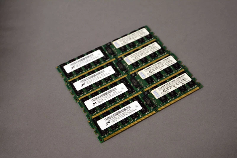 IBM Speicher RAM 4x 4GB (16GB) 43X5028 41Y2851 PC2 5300P 555 ECC DDR2 - Bild 1 von 1