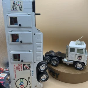 Vintage Nylint Pressed Steel Wide World Of Sports 1980 Winter Games Semi Truck - Picture 1 of 16