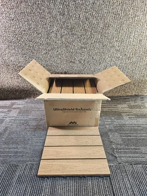 (CANTIDAD 10) Azulejos de cubierta compuestos resistentes al agua NewTechWood US-QD-ZX-TK de 12" x 12" Foto 1 de 4