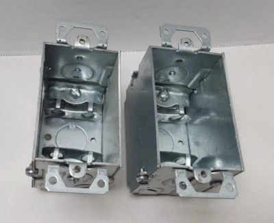 1 PAR - Braçadeiras de cabo Hubbell-RACO 518, 2-1/2 polegadas gangable profundas MC/BX - 1 PAR - Imagem 1 de 4