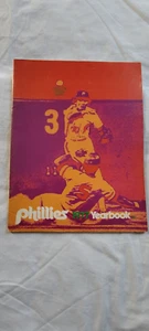 Anuario de los Filis de Filadelfia 1977 - Imagen 1 de 4
