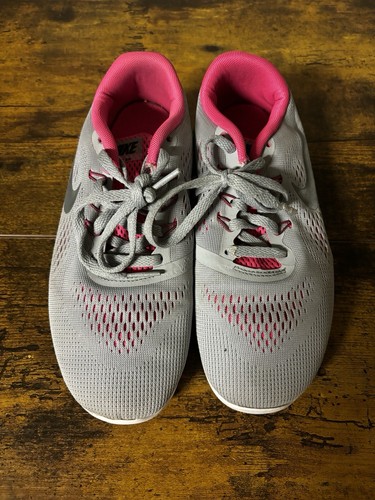 Scarpe da corsa Nike Girls Free RN GS 833993 001 grigio rosa 5 anni senza scatola
