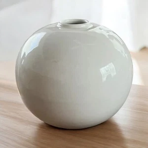 Vintage (1970s) GABBIANELLI Creamy Ceramic Vessel — Sottsass Memphis Group Era - Picture 1 of 7