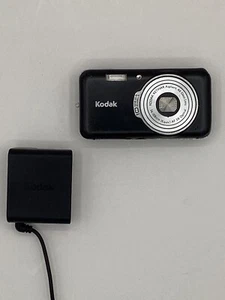 Kodak EasyShare V1003 10.2MP Digital Camera - Picture 1 of 10