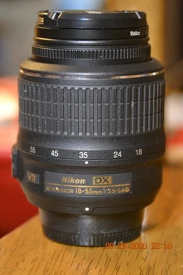 NOVA LENTE NIKON 18-55mm VR NUNCA USADA FUNCIONA BEM com 2 CAPAS + FILTRO UV #2 - Imagem 1 de 4