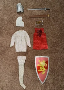 Vintage "Ken/Barbie" #0773 King Arthur Outfit Set, unvollständig ohne rote Sporen - Bild 1 von 18