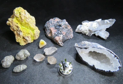 Lot de minéraux (Quartz, opale, pyrite, pyromorphite...) - Photo 1/4