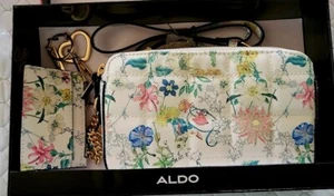 Aldo Floral Wallet/ Purse w/ Strap & Heart Key Chain In Original Box, Never Used - Picture 1 of 3