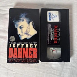 “The Secret Life” Jeffrey Dahmer (VHS) - Foto 1 di 2