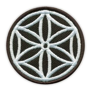 Highlander Rosette - Folk - Schwarz Hintergrund Aufnäher / Abzeichen Bestickt - Picture 1 of 1