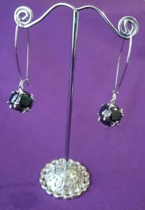 Pendientes colgantes nuevos sin etiquetas seis circonitas cúbicas negras agrupados en plata - Imagen 1 de 3