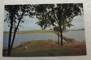 Walton Lake & Campo da golf Fairfield, Iowa. Cartolina (L2) - Foto 1 di 2