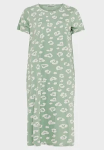 Ladies Yours Cotton Curve Green Animal Print Nightdress Plus Size 30/32 - Picture 1 of 3
