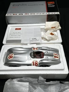 CMC 1954/55 Mercedes Benz W196R escala 1/18 color gris #18 diecast - Imagen 1 de 24