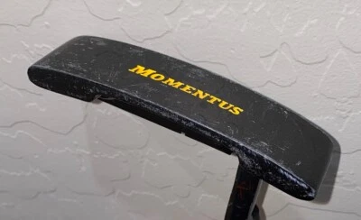 Momentus Black/Yellow RIght Handed Putter 35 In - Image 1 of 4