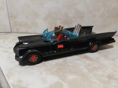 BATMOBILE CORGI 267 BATMAN BATMOBILE 1/43 MADE IN GREAT BRITAIN  USATO NO BOX - Immagine 1 di 4