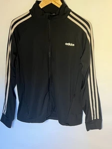 Chaqueta de pista Adidas diseñada 2 movimientos 3 rayas | Damas | Negra/Dorada | Grande - Imagen 1 de 8