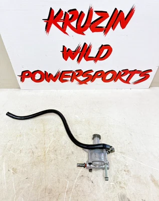 2003 Harley Davidson Sportster Engine Motor Oil Pump & Hose Line - Image 1 of 4