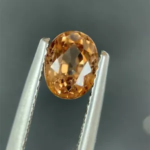 1.6ct Brown Zircon, Oval from Cambodia Natural Gemstone *Video* - Picture 1 of 4