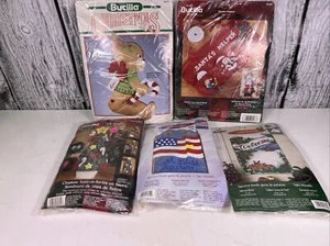 Lot of 5 Christmas Criss Stitch Kits Stockings Apron Plastic Canvas Napkin Rings - Picture 1 of 6