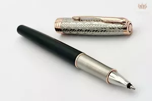 PARKER SONNET PREMIUM METAL AND GREY LACQUER WITH ROSE GOLD TRIM ROLLER BALL PEN - Picture 1 of 7