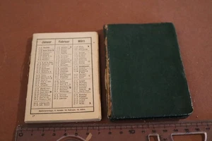 zwei alte  Taschenkalender 1944 eines Soldaten Frankreich und 1943 von einer Fra - Picture 1 of 18