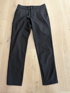 Lululemon Herren schwarz Commission Hose schmal Warpstreme Größe 30 Schrittlänge 30" - Bild 1 von 6