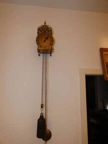 Thomas Moore Real Antique Wall Clock Lanterns Uhr-Vollestunde SCHLAG-32171 Cover