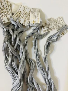 VTG SALOME BRILLIANTE VICARS' FILO EMBROIDERY FLOSS - ONE SINGLE SKEIN - ENGLAND - Picture 1 of 7