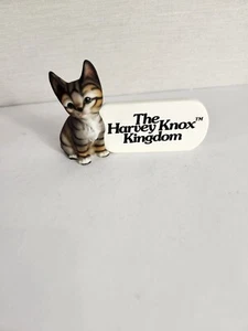 Vtg Harvey Knox Kingdom Store Dealer Sign Plaque Tabby Kitty Cat Tortoiseshell - Picture 1 of 7