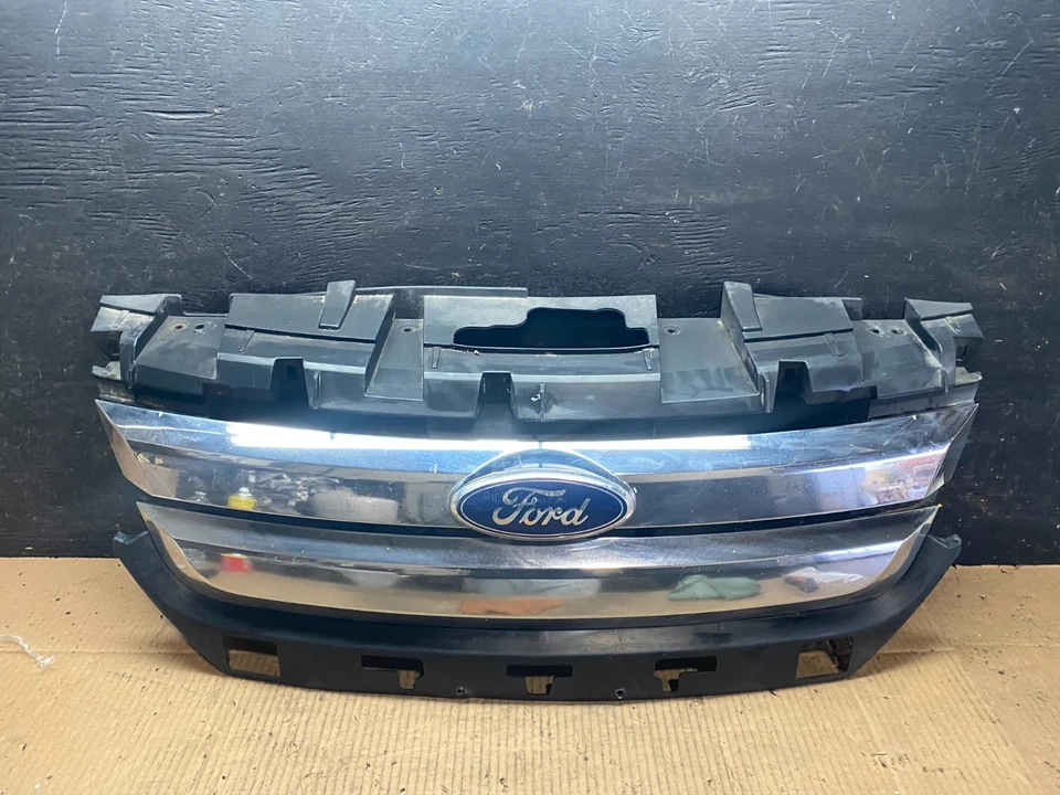 Хромированная передняя верхняя решетка для Ford Fusion 2010 2011 2012 годов выпуска от оригинального производителя T6760 DG - Изображение 1 из 4