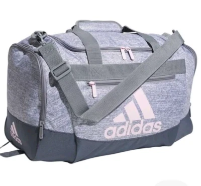 Bolsa de ginástica Adidas Defender IV pequena cinza rosa/rosa logotipo 16,5"X 10"X 10" nova - Imagem 1 de 4