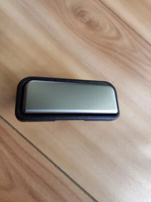 For Town Car 2003-11 Arm Rest Latch Door Panel Lock Armrest Compartment Latch Foto 1 de 4